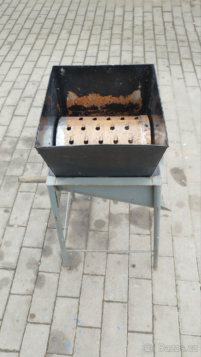 Krouhačka na řepu - 2