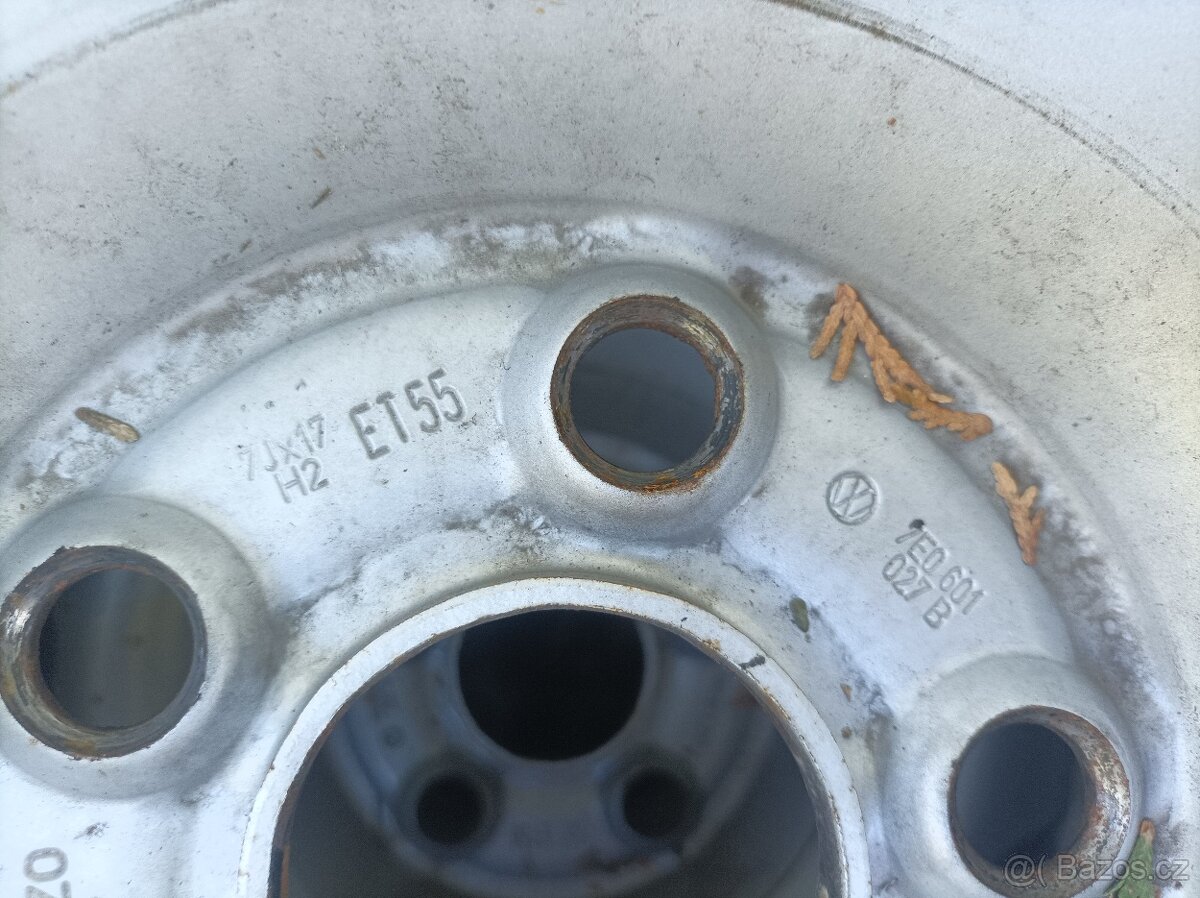VW T5 kola 5x120 17" - 2