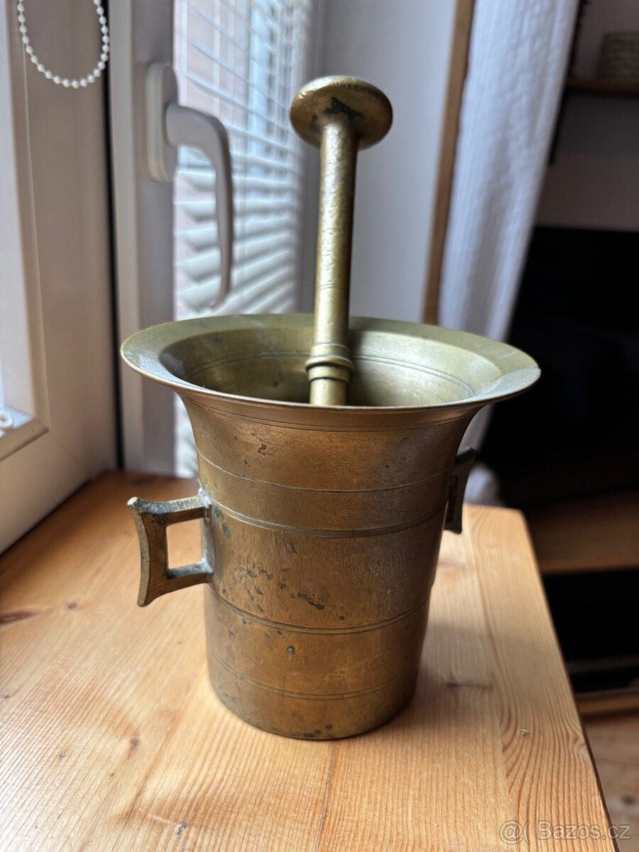 Mosazný hmoždíř - 2
