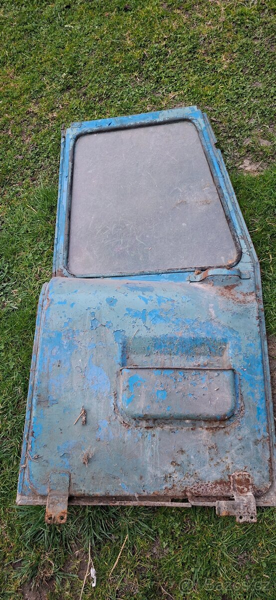 Dveře kabiny zetor 4011 - 2