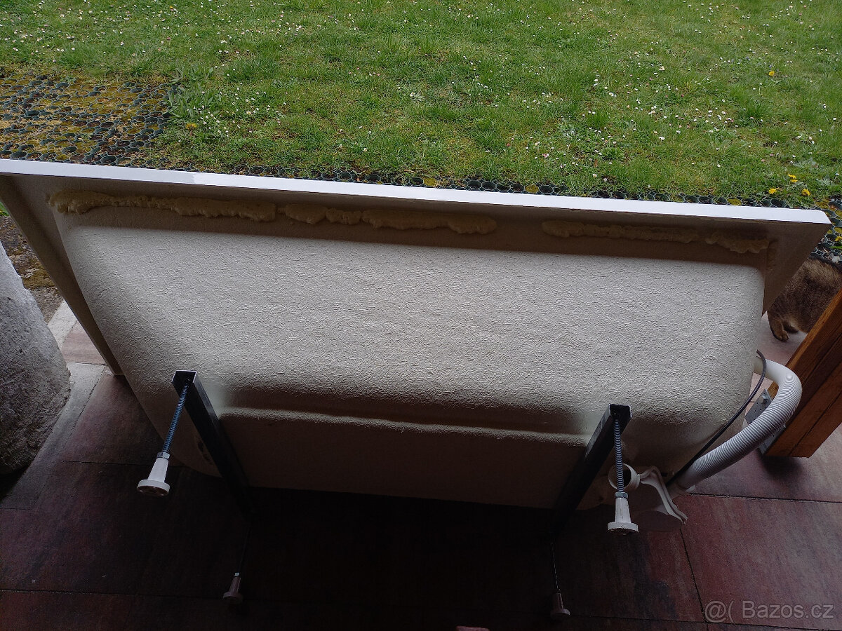 Akrylátová vana - 2