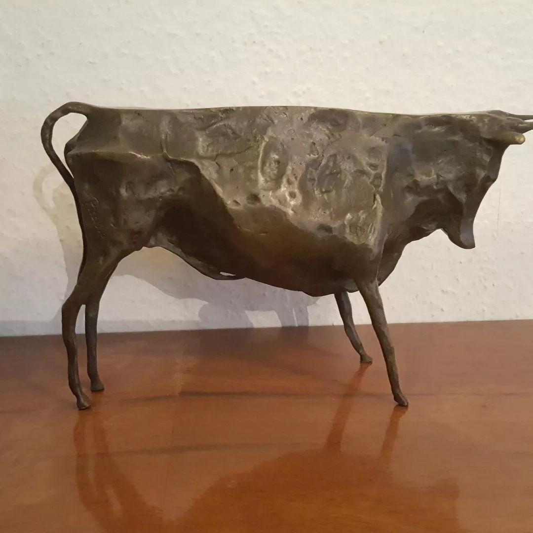 Pablo Picasso - Býk - bronz - 2