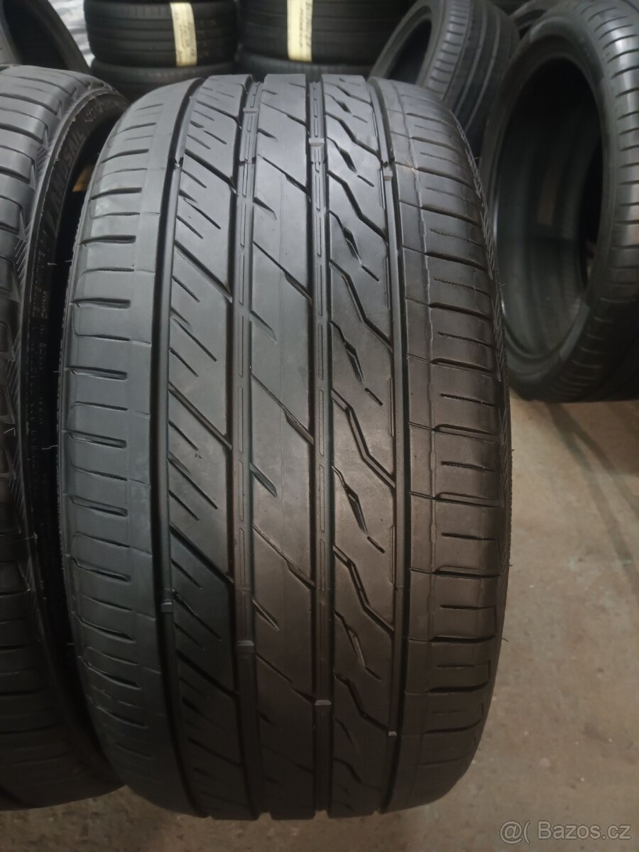 Prodám 4xletni pneu 245/30/20.Landsail. - 2