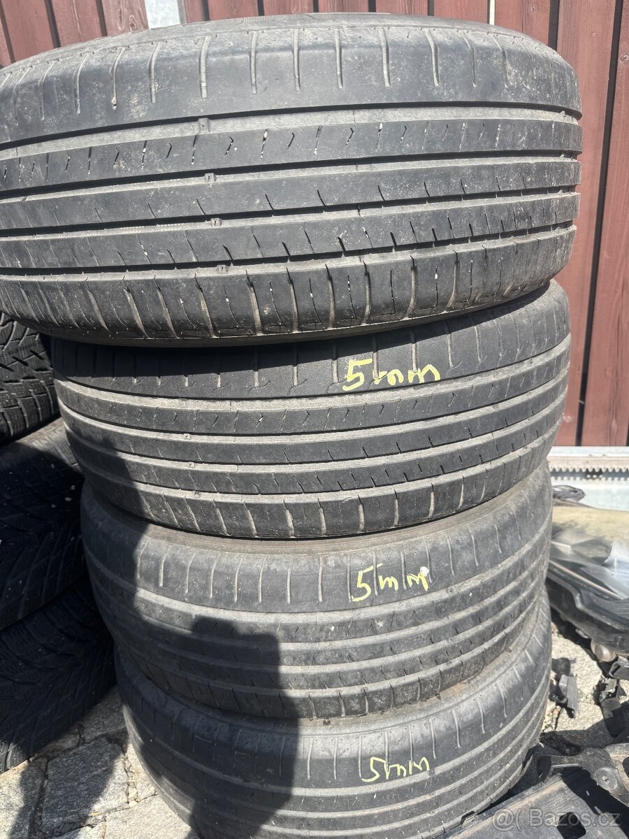 215/55 R17 tomket sport - 2