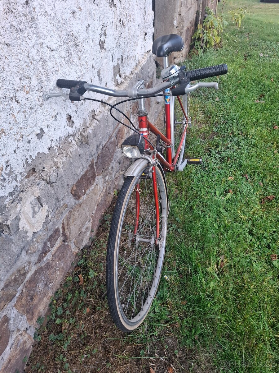 Červené kolo favorit - 2