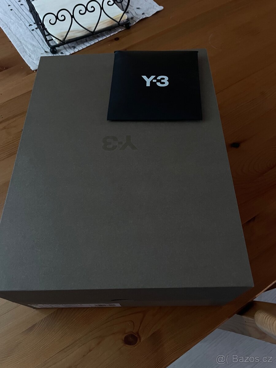 Ultraboost 5 Y3 vel 42/UK8 - 2