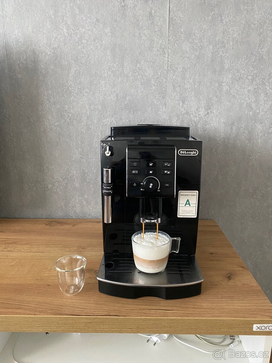 Kávovar Delonghi - 2