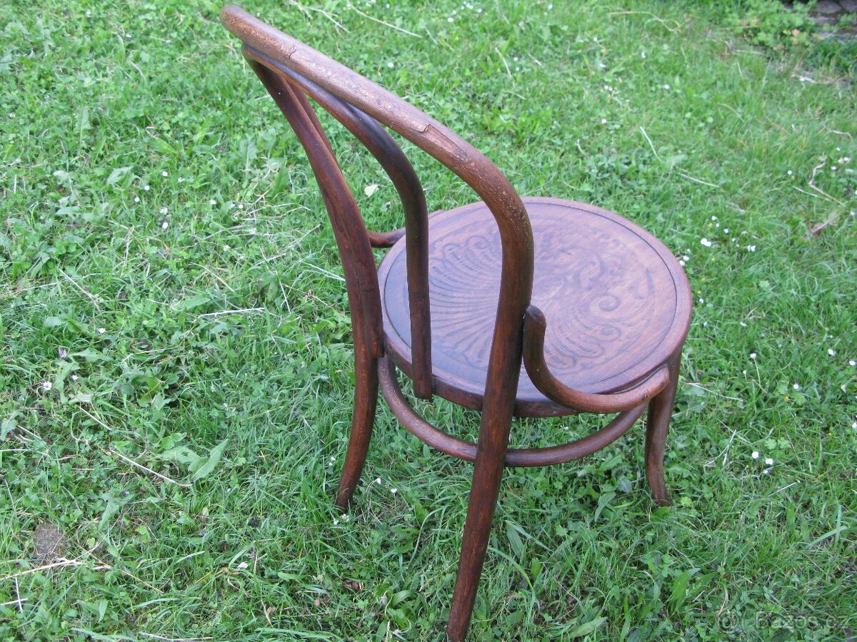 Thonet židle - 2