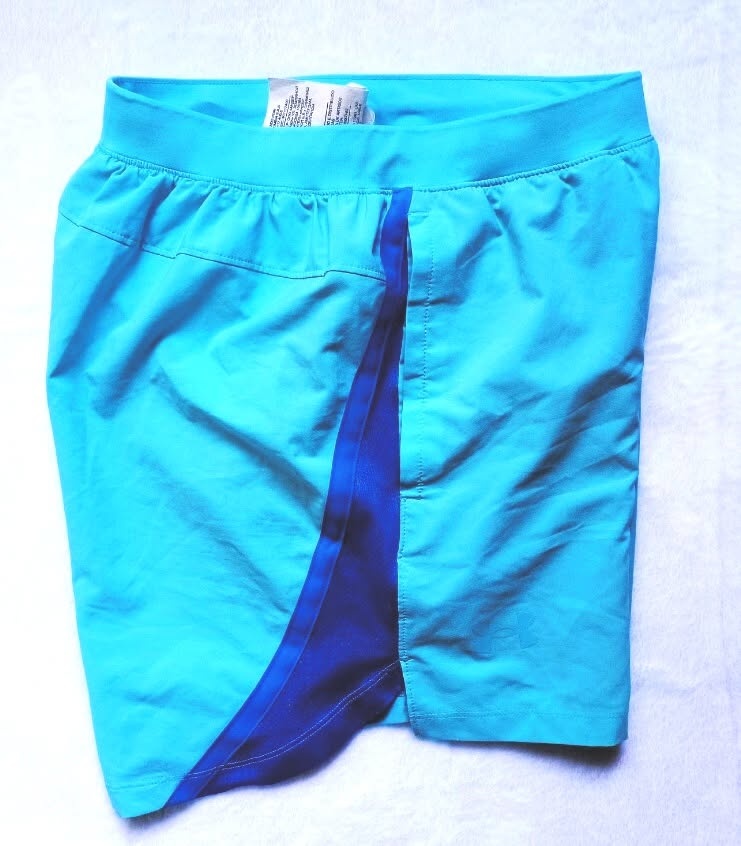 Under Armour HeatGear-dámské šortky-S/36 - 2