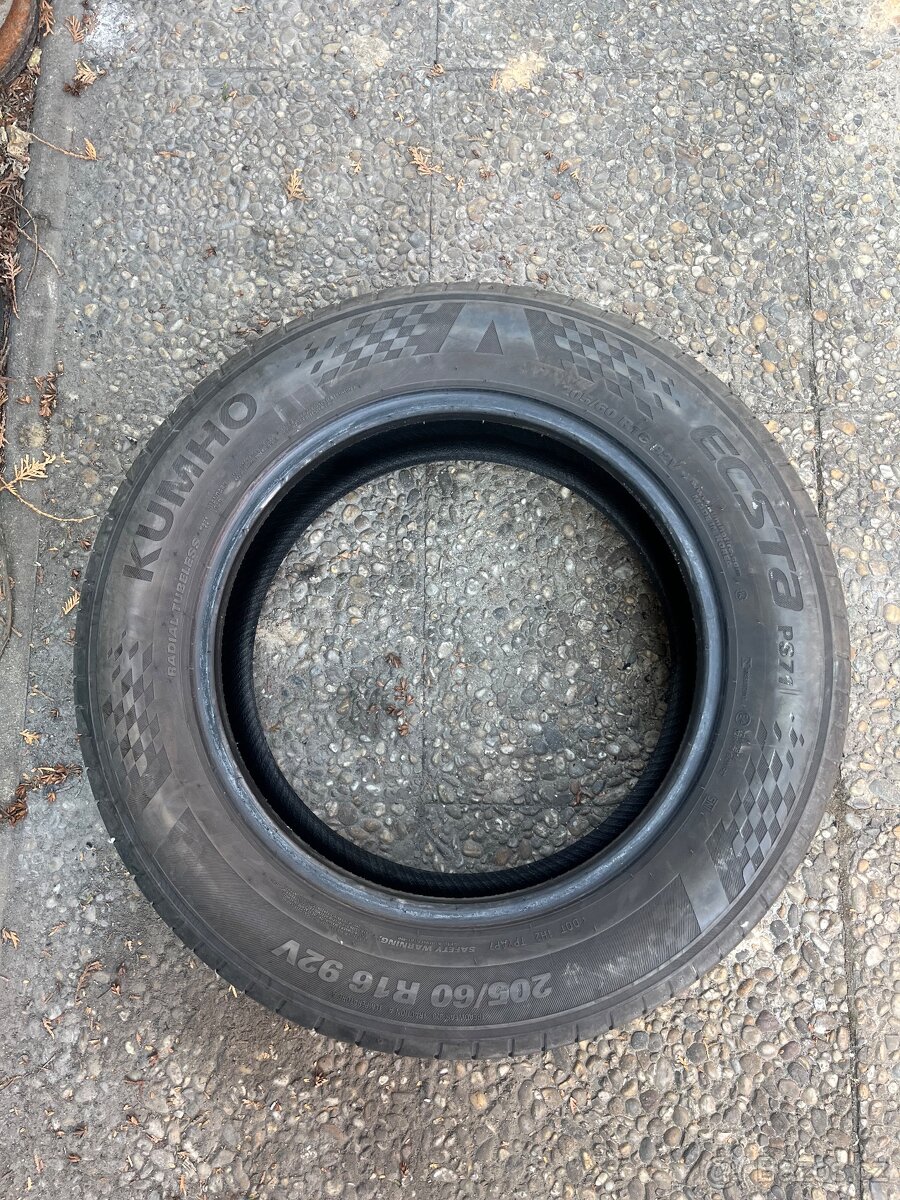KUMHO 205/60 r16 92V - 2