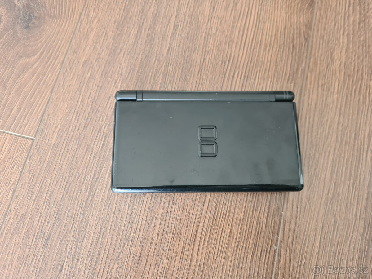 Nintendo ds lite - 2