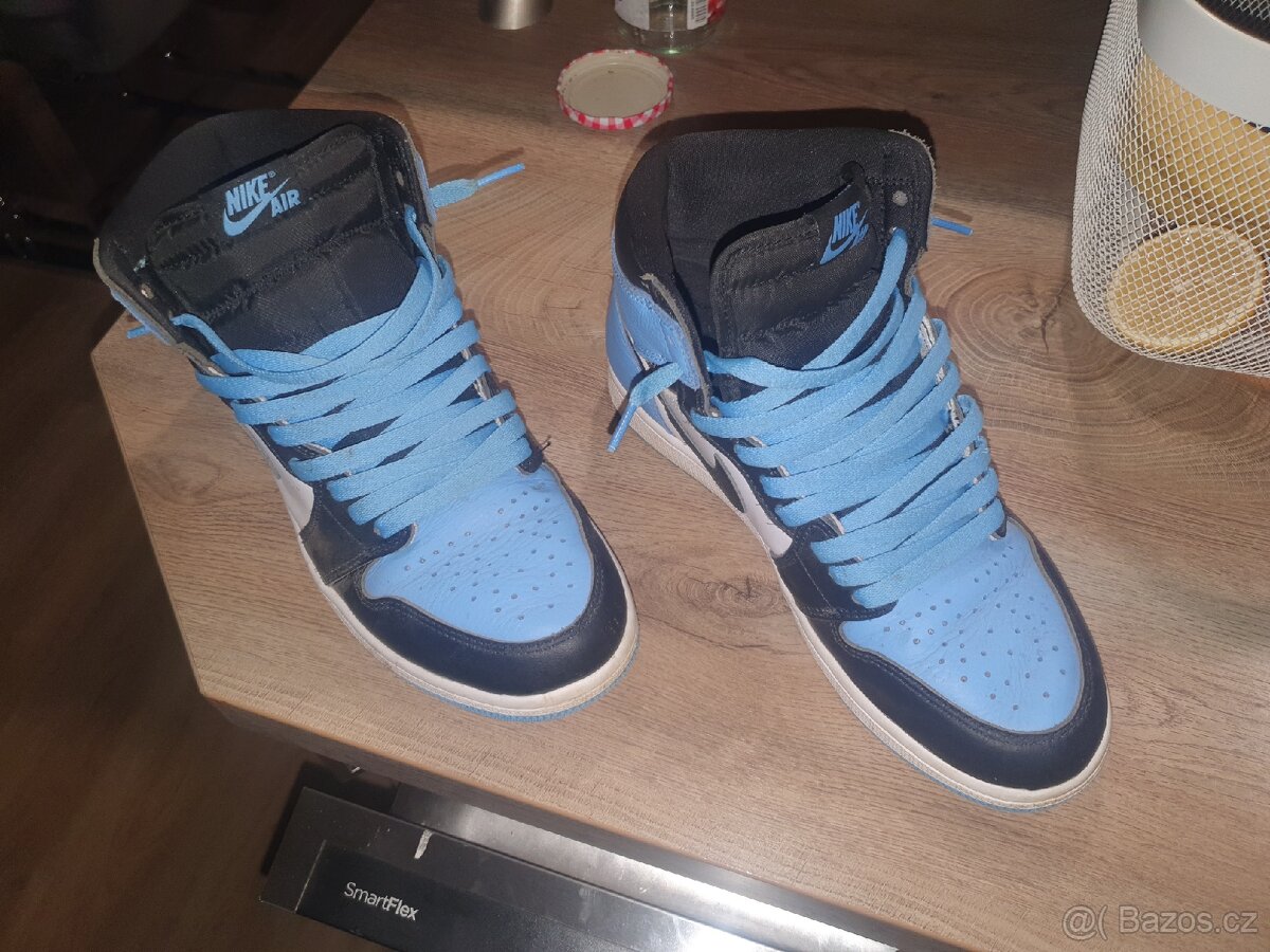Jordan 1 UNC Toe - 2
