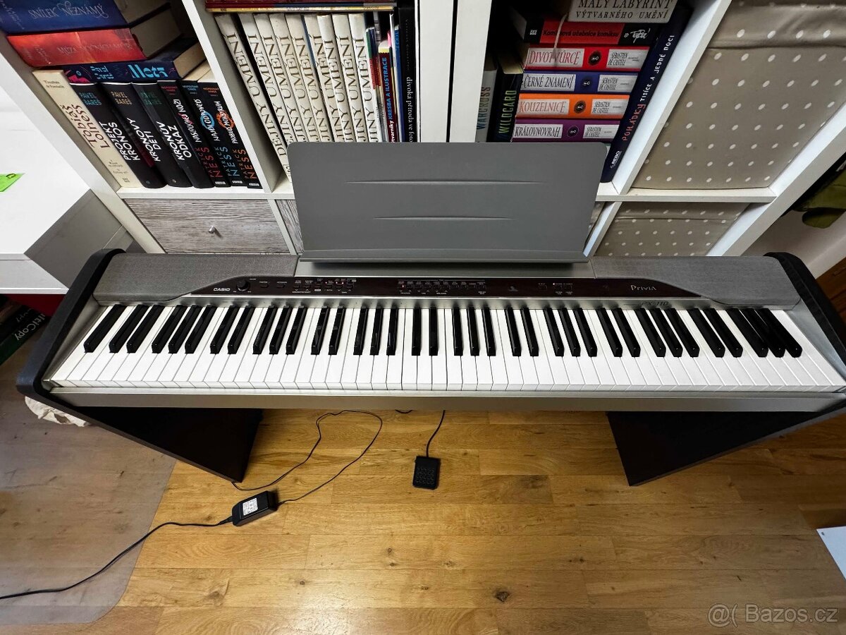 Digitální Piano Casio Privia PX-110 - 2