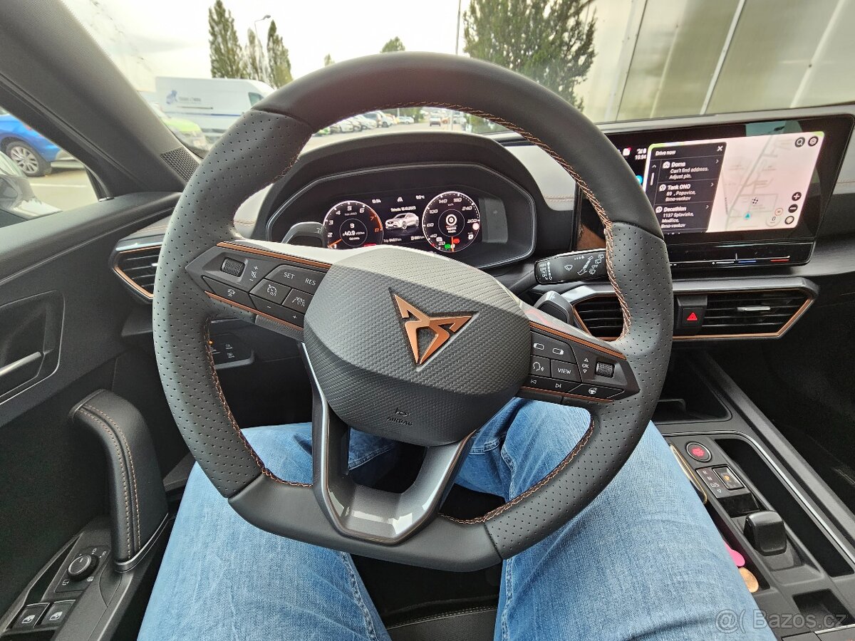 Cupra Formentor 1.5 TSI,DSG,360°kamera - 2