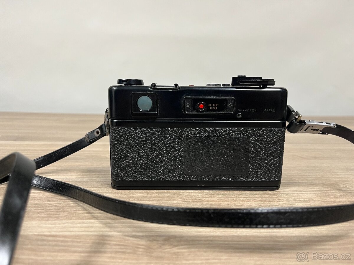 YASHICA ELECTRO 35 - 2