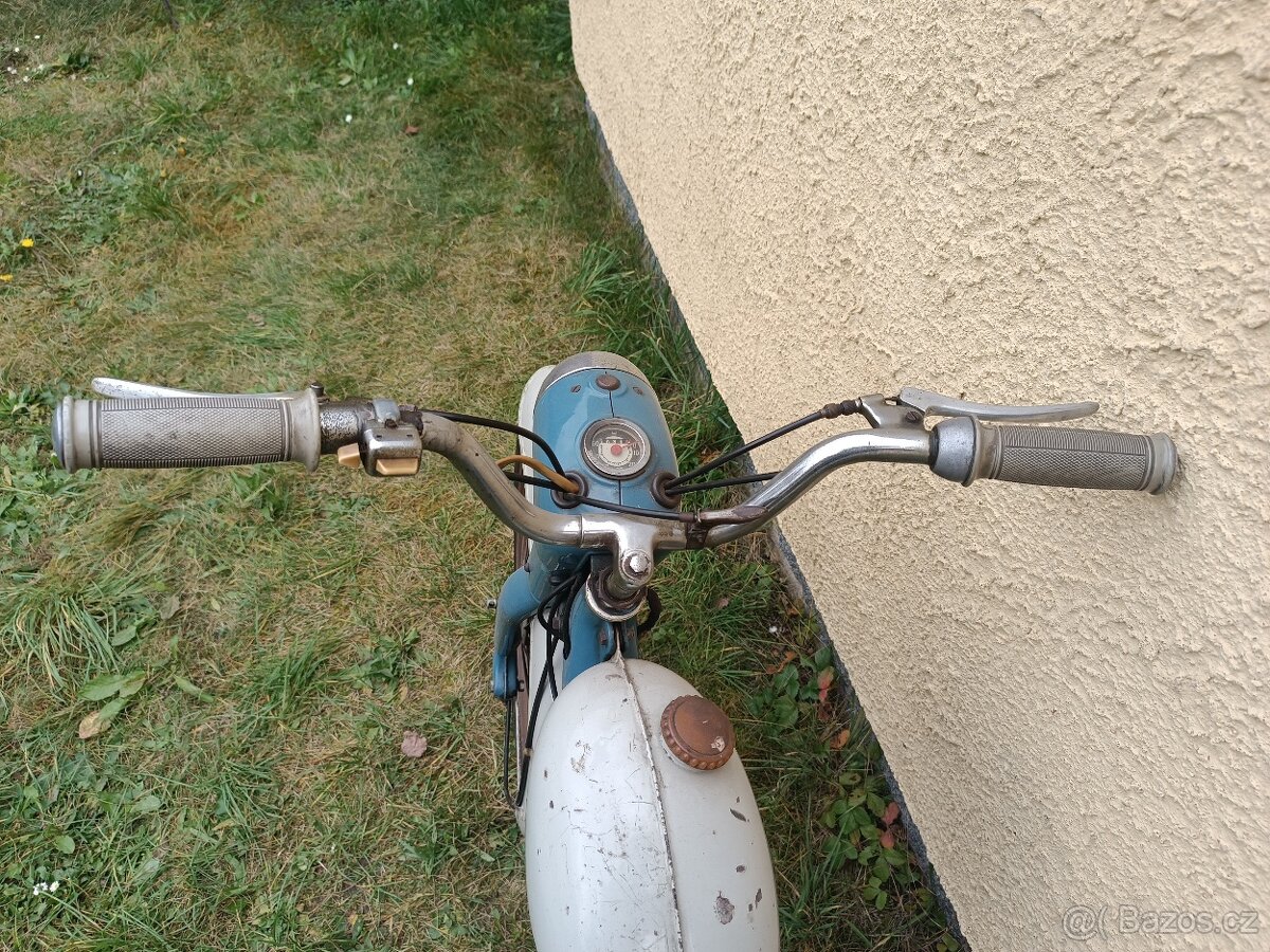 Stadion S22 - s původní kartičkou. - 2