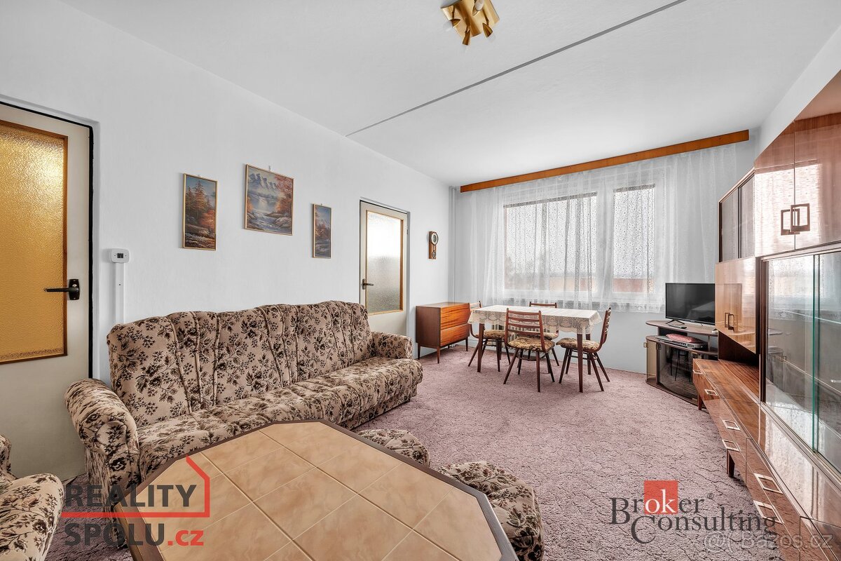 Převod dr. podílu, byty/2+1, 63 m2, Julia Fučíka 890, 50401 - 2