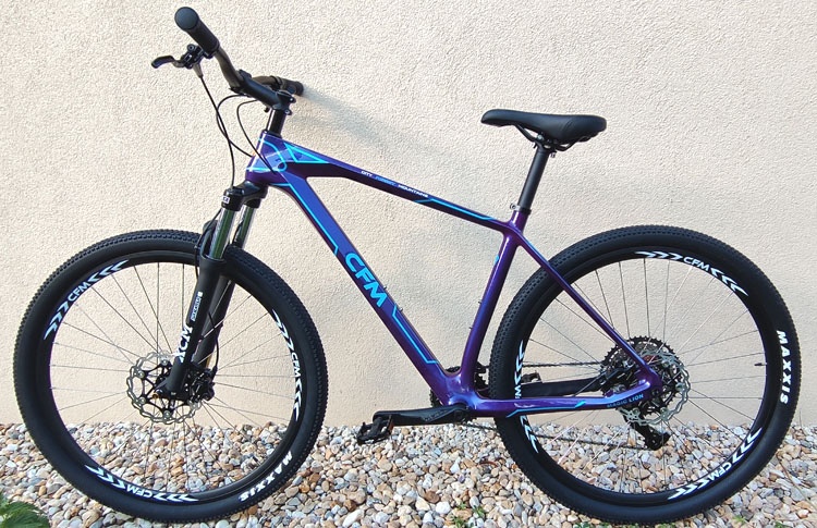 Exkluzivní karbonové horské kolo CFM - 2