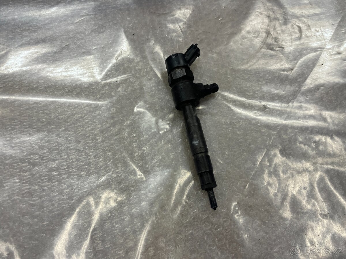 VSTŘIKOVAČ 2.8 TDI 116KW VW LT AUH - 2