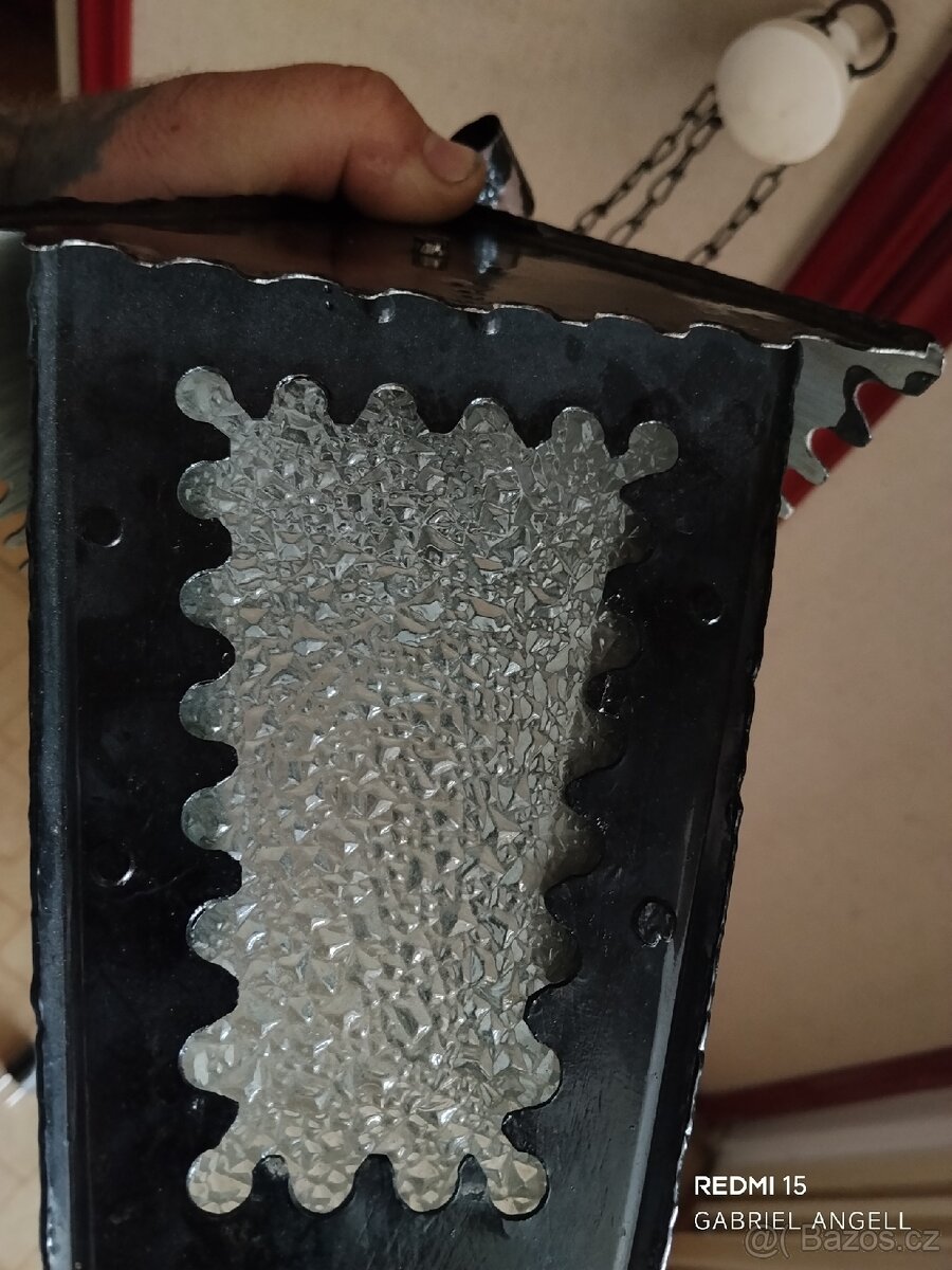 Černá lucernička - 2