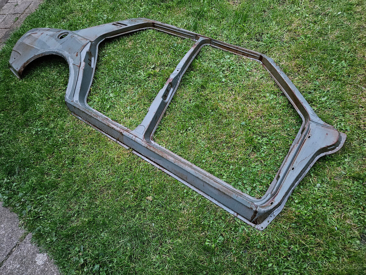 Škoda 105 120 130 postranice model M nová ČSSR - 2