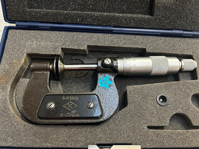 mikrometr talířek 0-25mm 0,01mm - 2