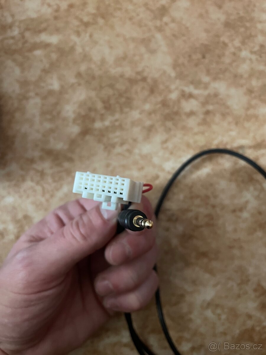 Radio s AUX Mazda 3 BK - 2