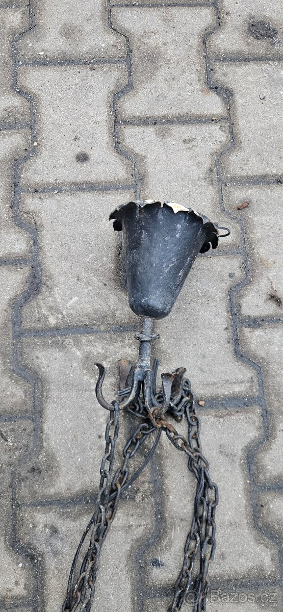 Kovaný lustr na řetězech - 2