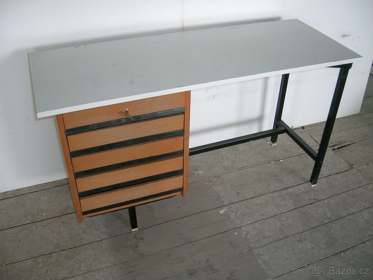 Kancelářský stolek - 2