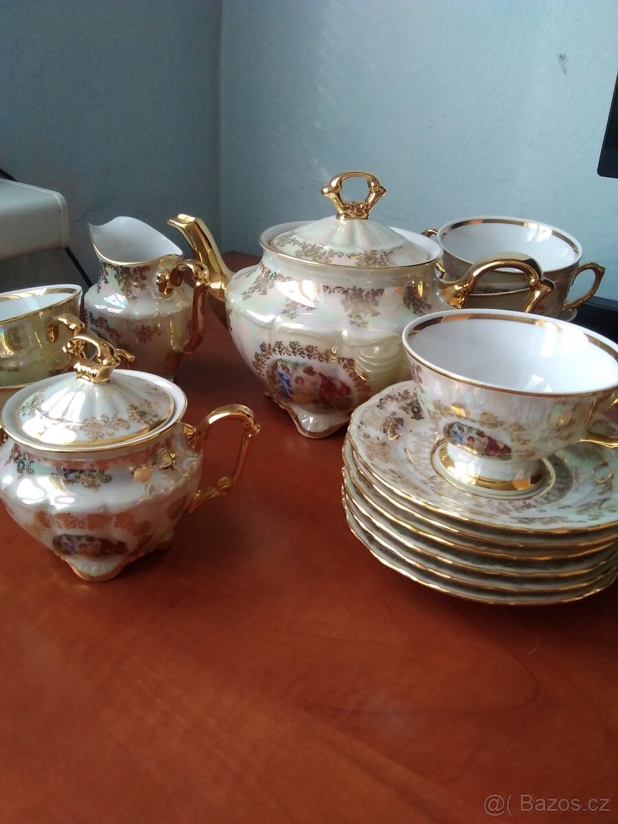 Prodám soupravu Mánes 4 800 Kč - 2