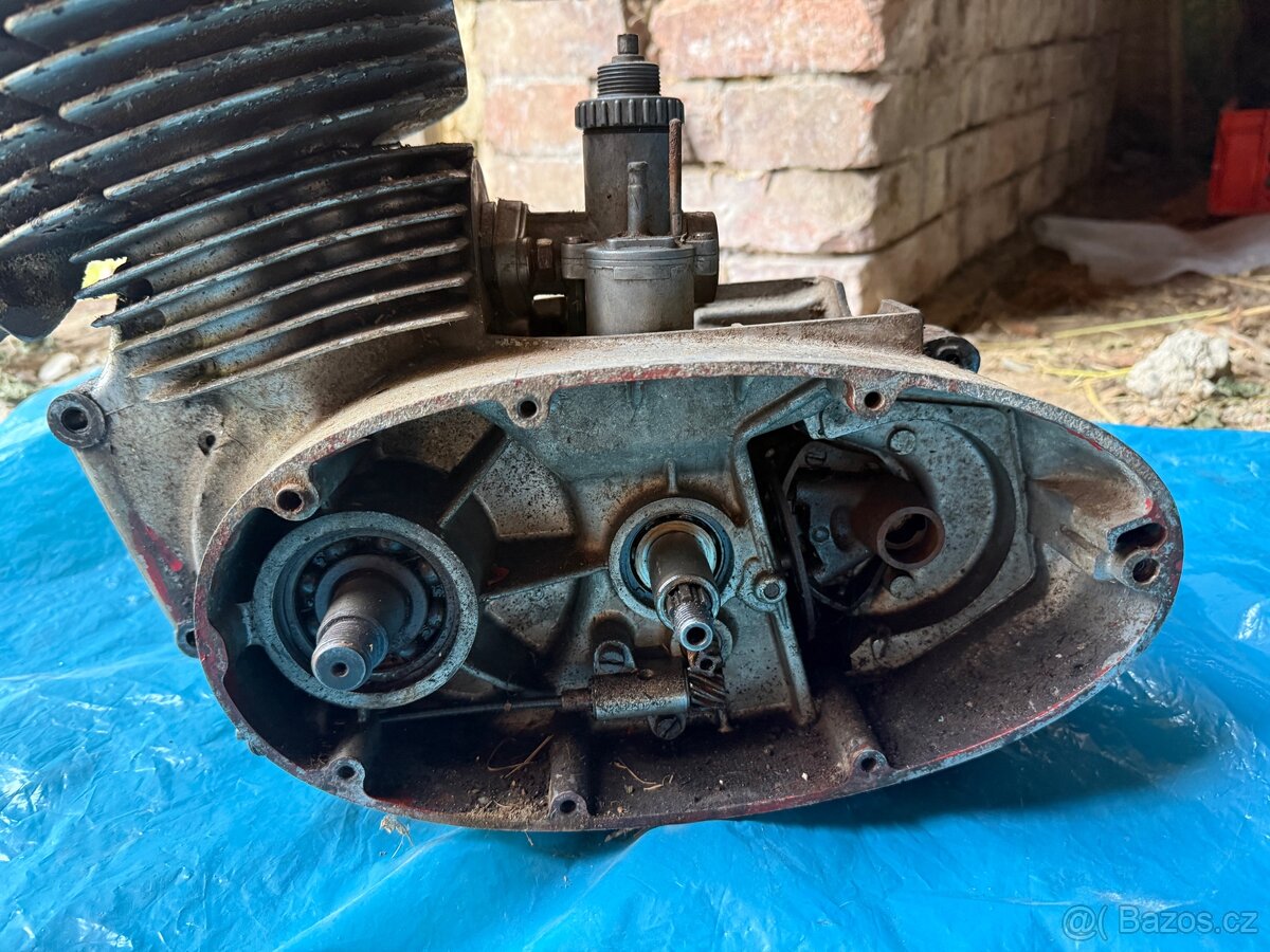 Motor čz 250/455 - 2