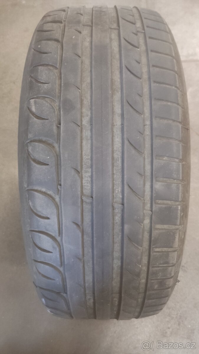 Letni pneu 235/55/17 - 2