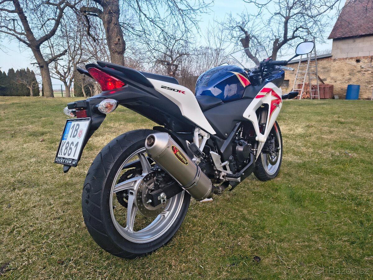 Honda CBR250R - ABS - 2