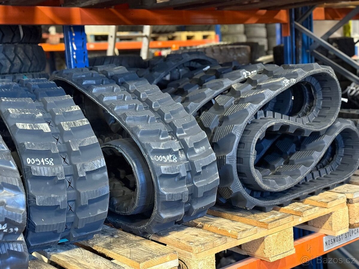 Gumové pásy na minibagre - 2