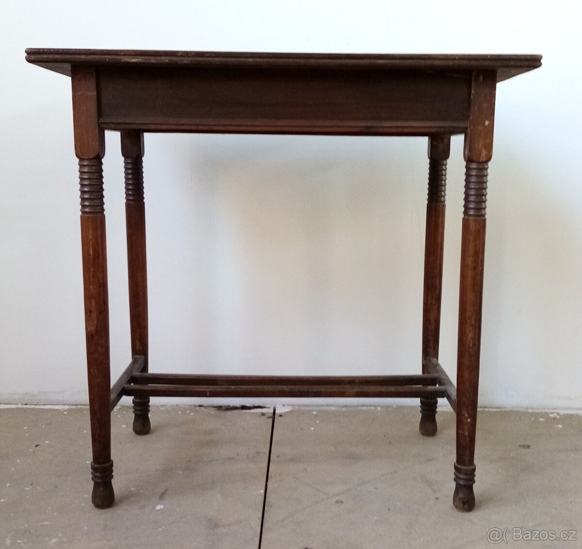 Thonet stolek - 2