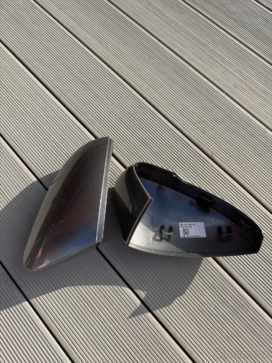 ŠKODA KAROQ kryty zrcátek - 2