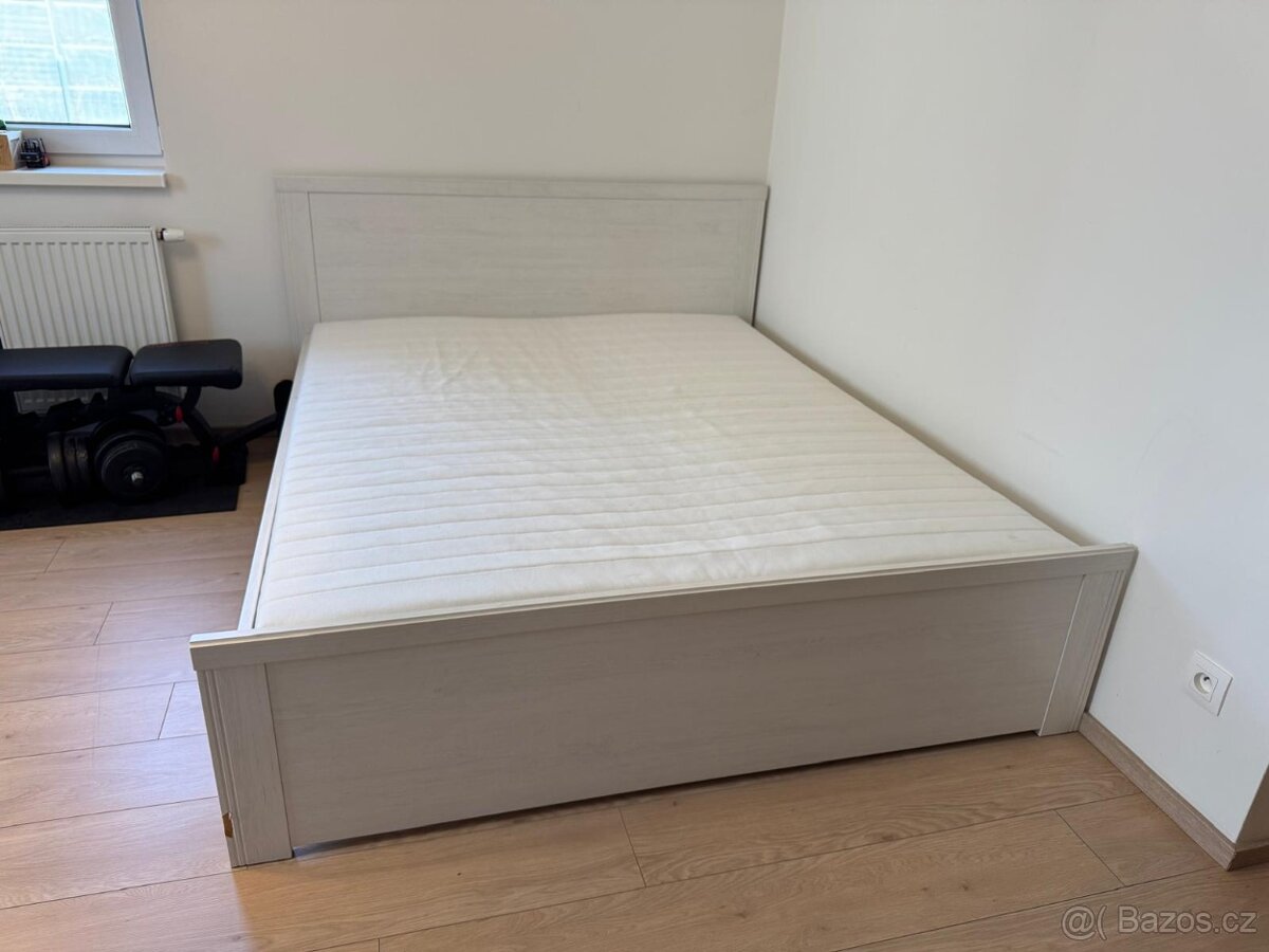 Manželská postel s matrací - 2