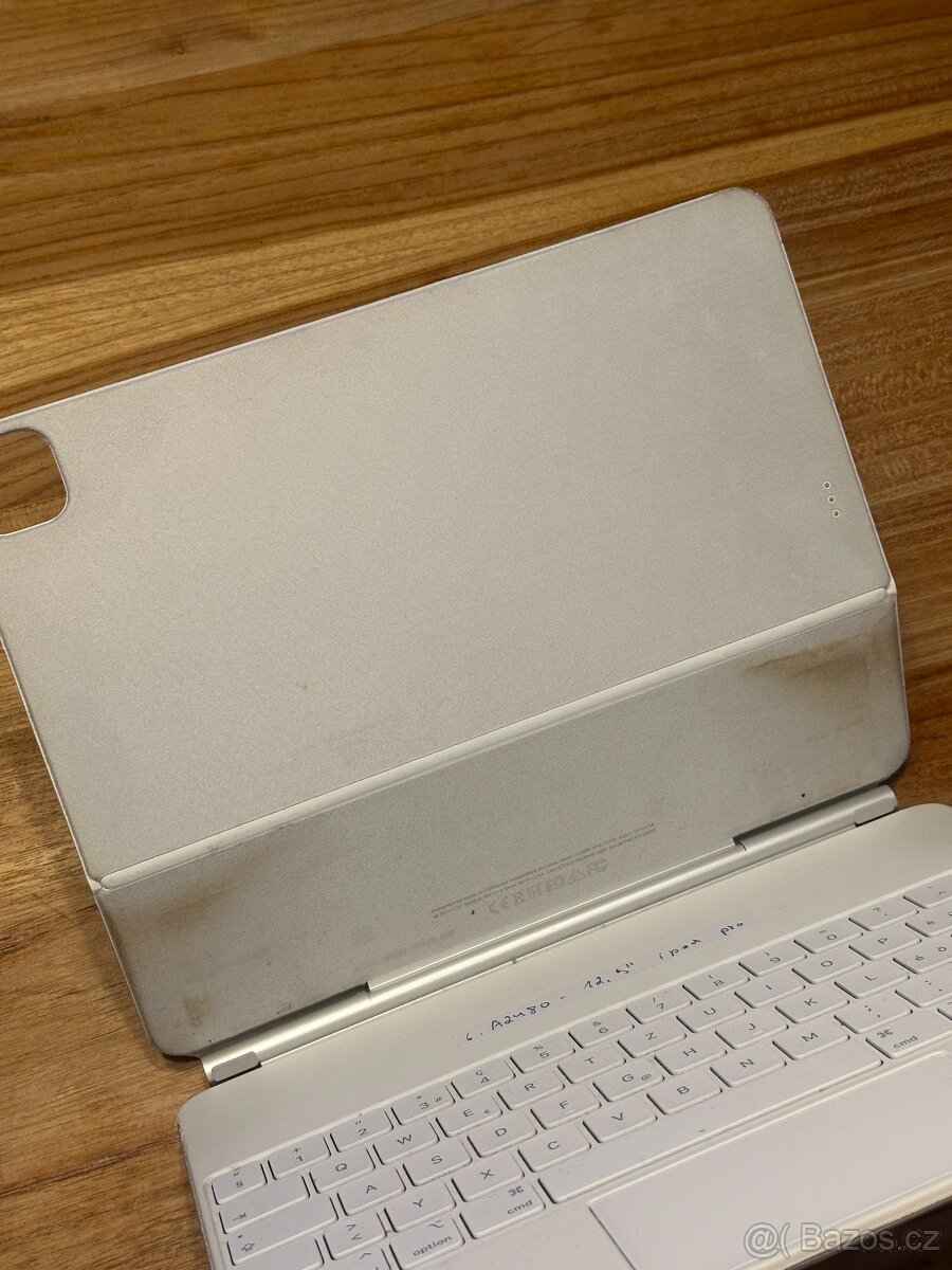 Originál Apple Magic Keyboard A2480 pro iPad Pro 12,9″ bílá - 2
