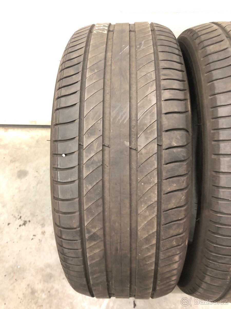Letní pneu 235/55/17 - 2