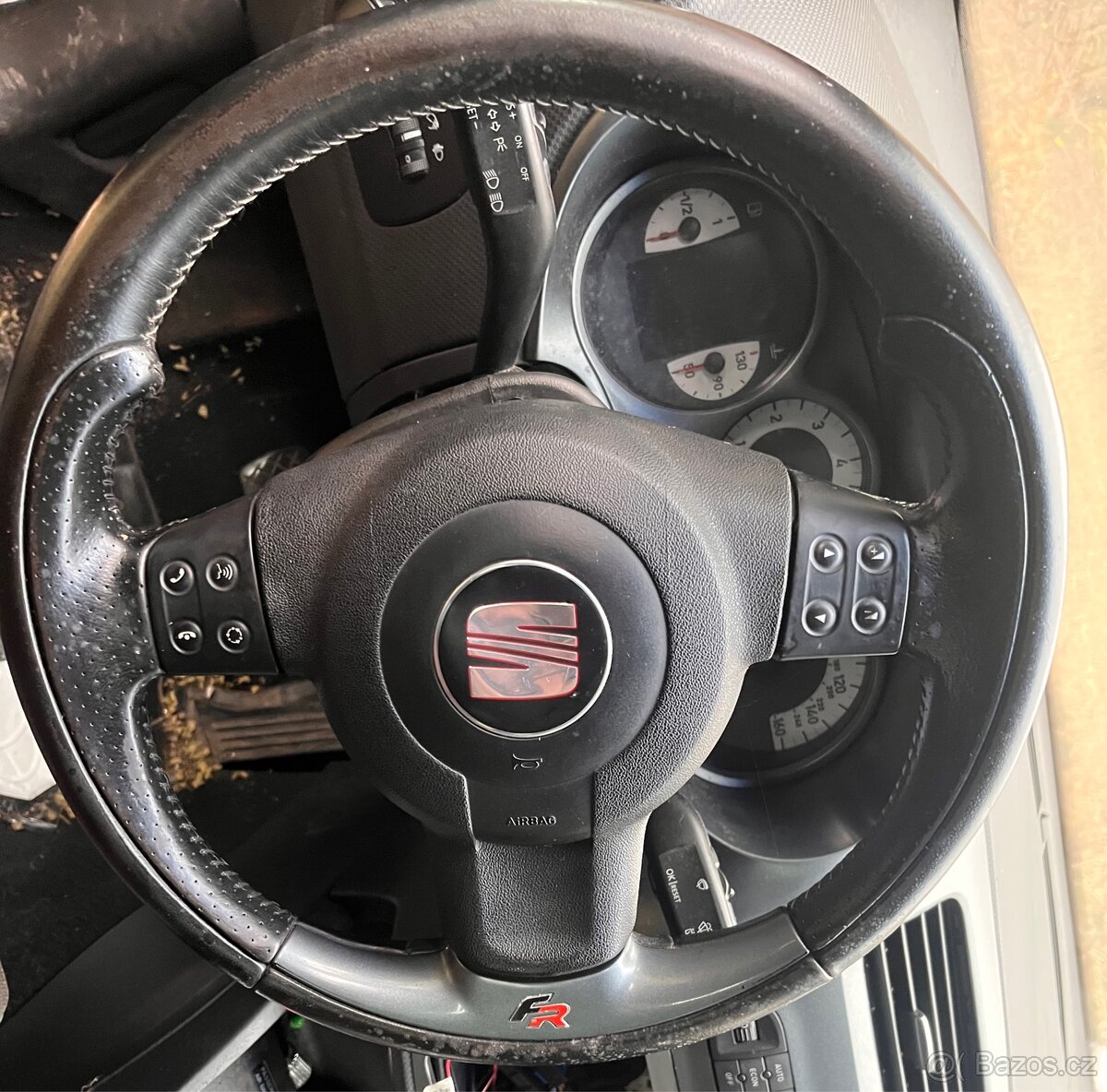 SEAT LEON 1P FR SET - 2