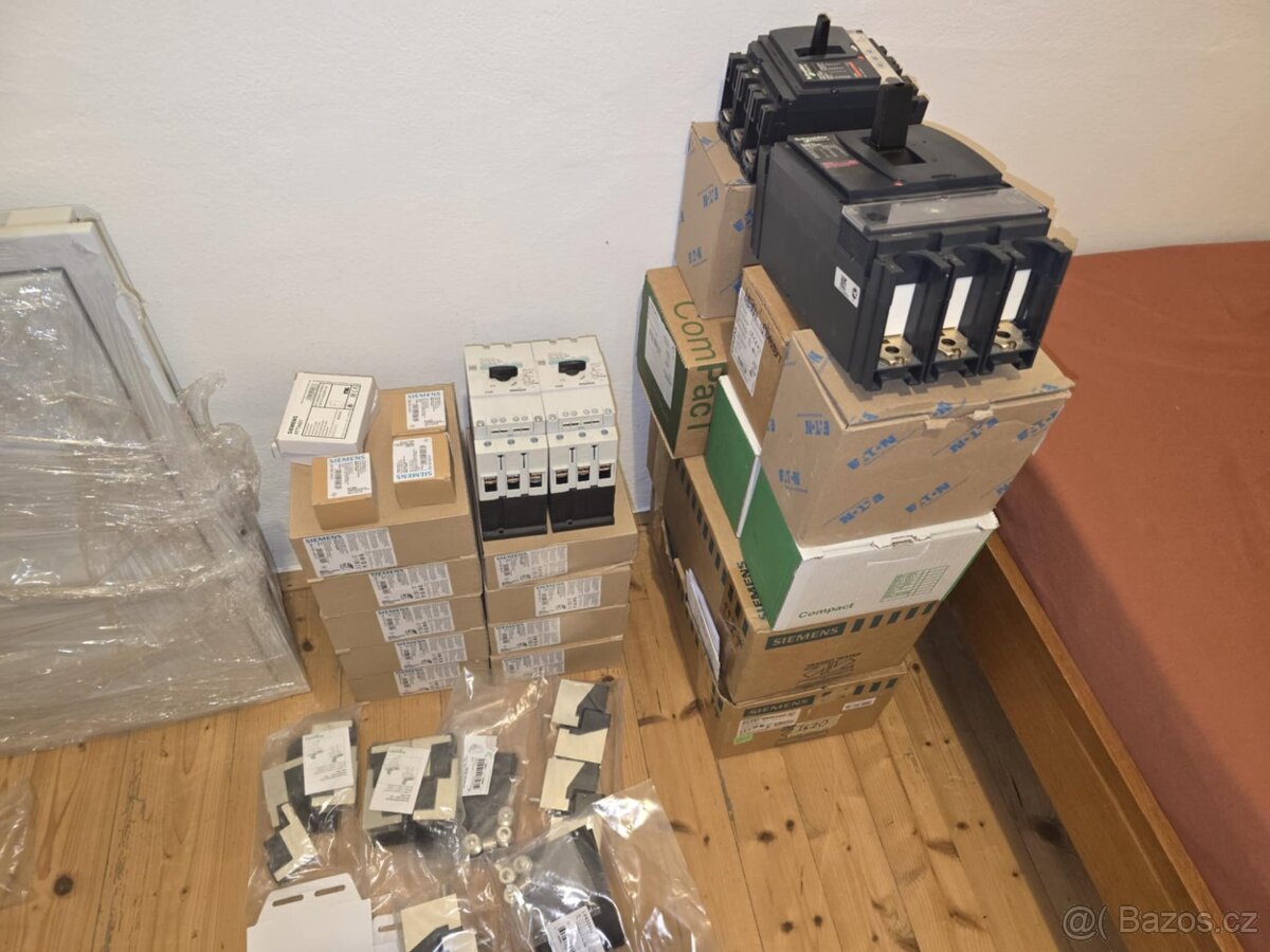 Jističe a stykače - 2