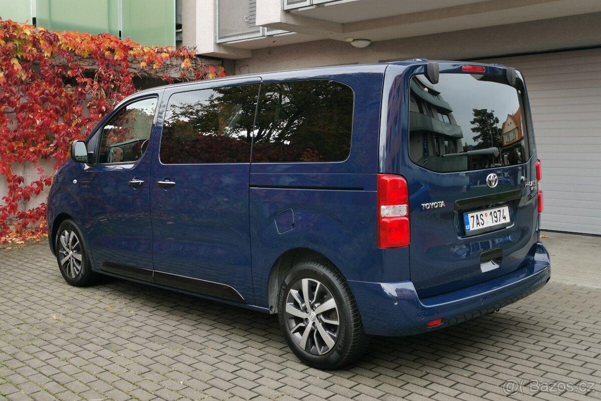 Toyota Proace Verso, 1.5 D-4D ČR 1.maj Nez.top Tažné HUD DPH - 2