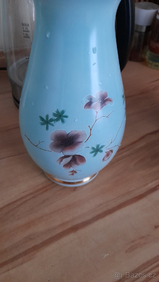 Stará skleněná váza - 2