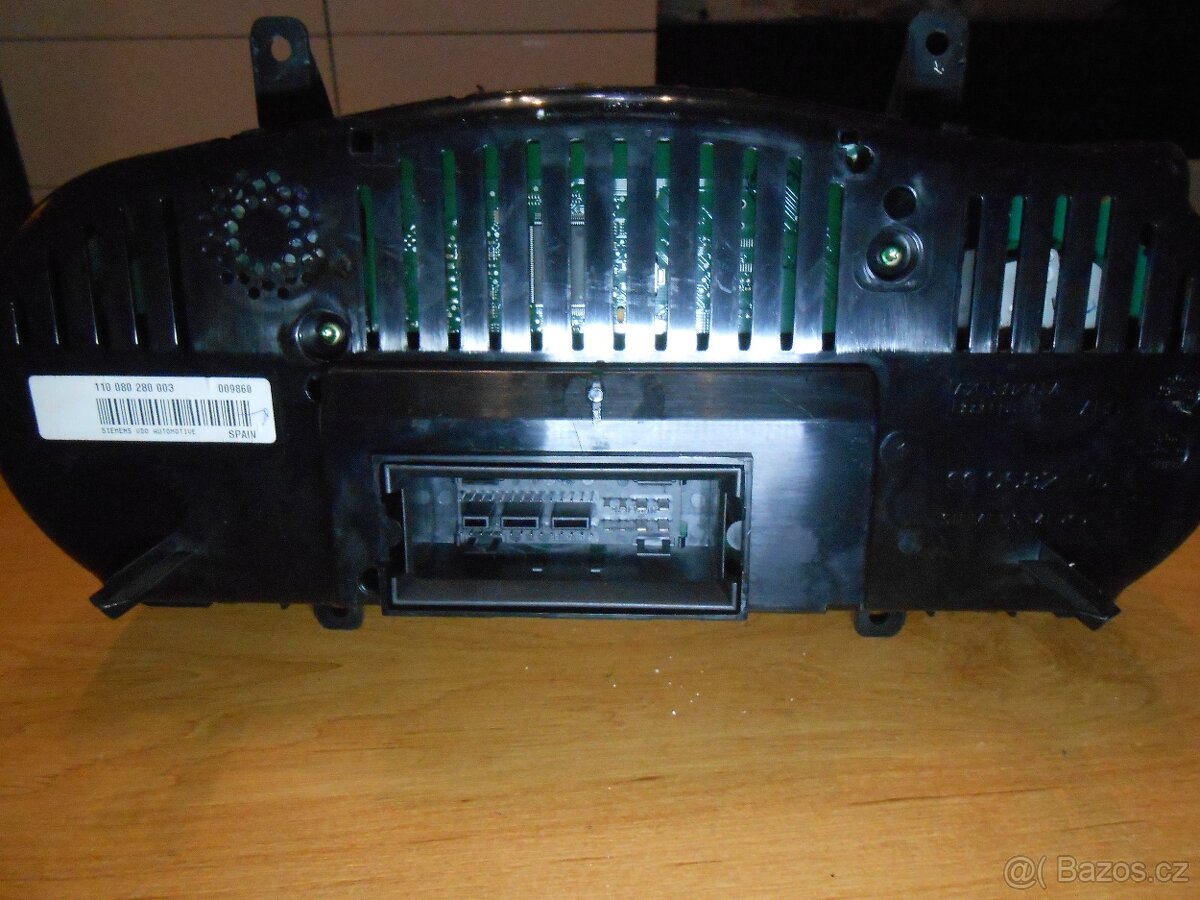 Seat Altea tdi dsg - přístrojová deska - 2