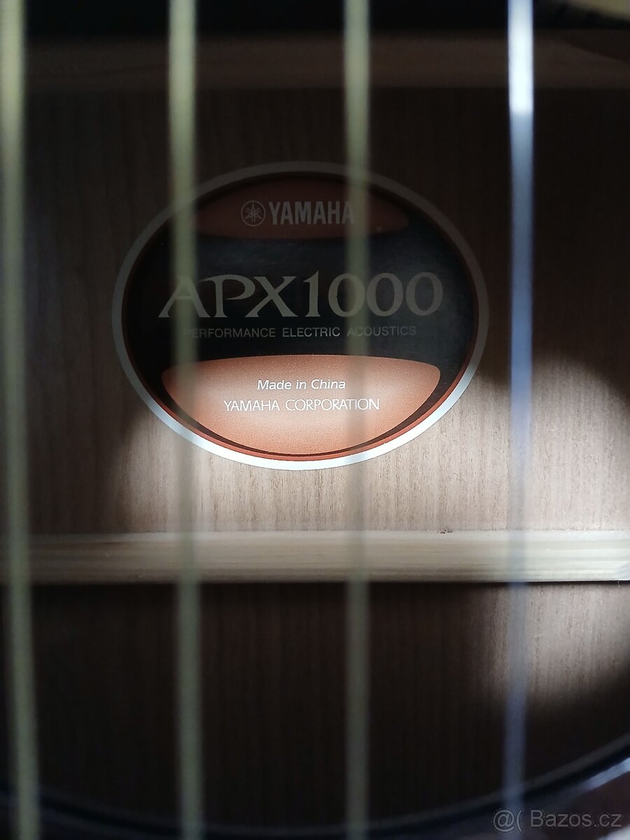 Nehraná elektroakustická kytara Yamaha Apx-1000 - 2