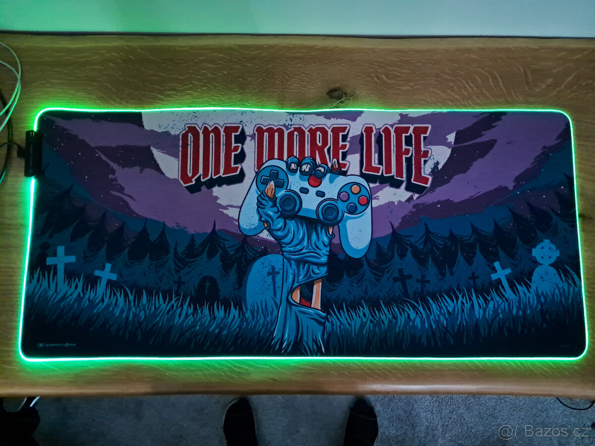 Herní podsvícená podložka pod myš - XXL - 2