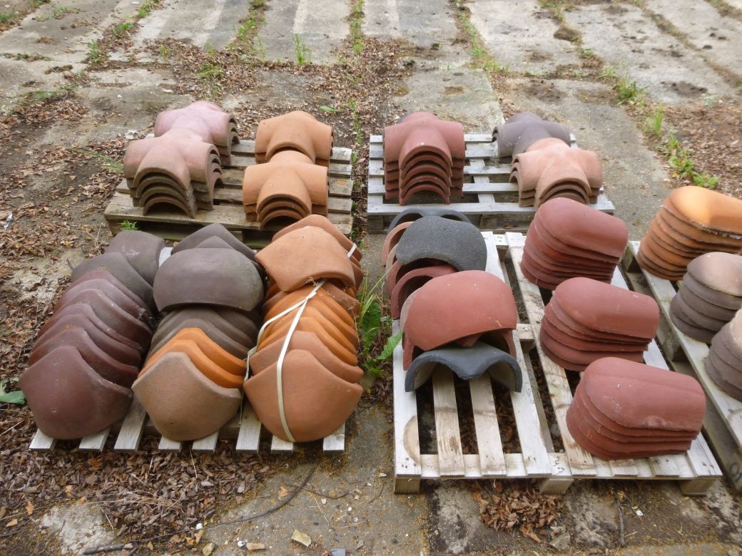 Nové střešní hřebenáče, rozdělovací, koncové - 2