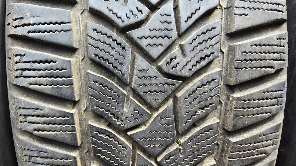 Zimní pneu 205/55/16 Dunlop - 2