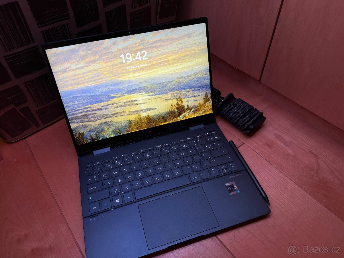HP ENVY x360 13″ 2v1 – dotyk, pero - 2