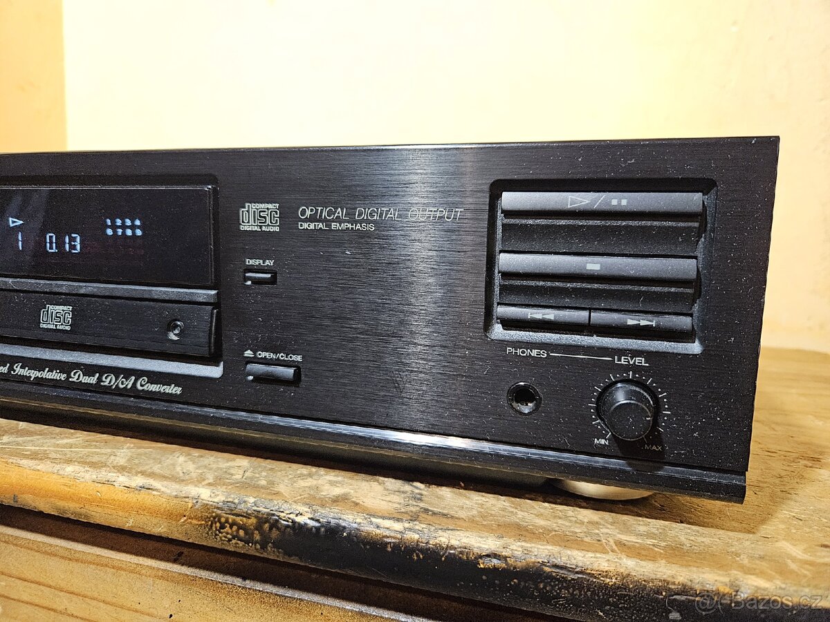 AKAI CD-27 HiFi cd Přehrávač - 2